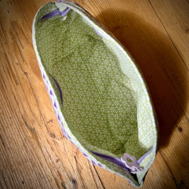 Pouch & Wipe Set