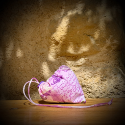 Heart-Shaped bag